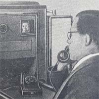 Sakharov avec son vidéotéléphone en 1936