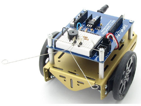 Le robot Boe-Shield bot assemblé en version détecteur à moustaches